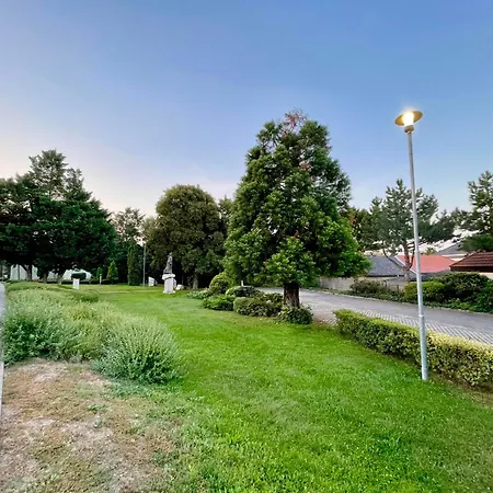 Lovely Home&lake Apartment